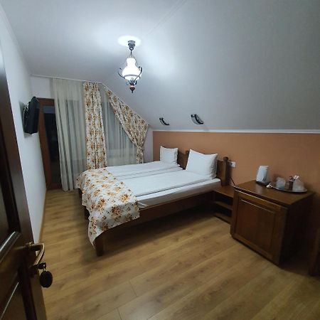 Casa Sofia Lägenhet Baltatesti Rum bild