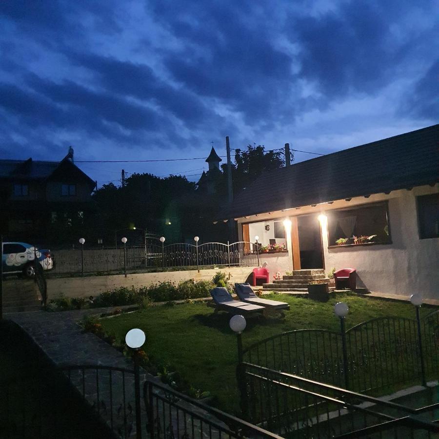Casa Sofia Lägenhet Baltatesti Exteriör bild